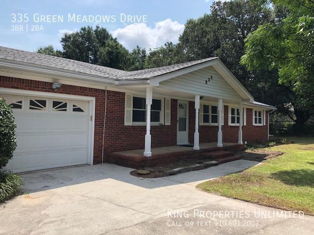 Foto del edificio - 335 Green Meadows Dr