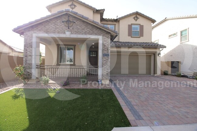 Building Photo - 4032 S Sequoia Dr