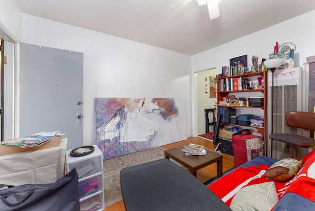 Foto del diseño de interior - F Street Fourplex