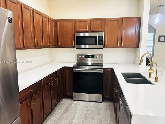 Foto del edificio - 17058 SW 95th Terrace