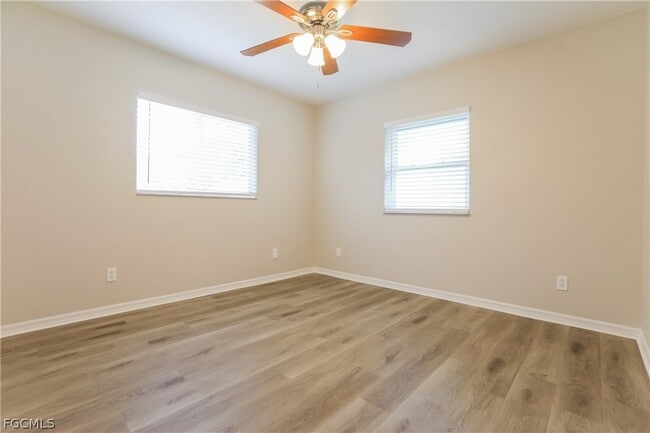 Building Photo - 2702 Nellie Ln