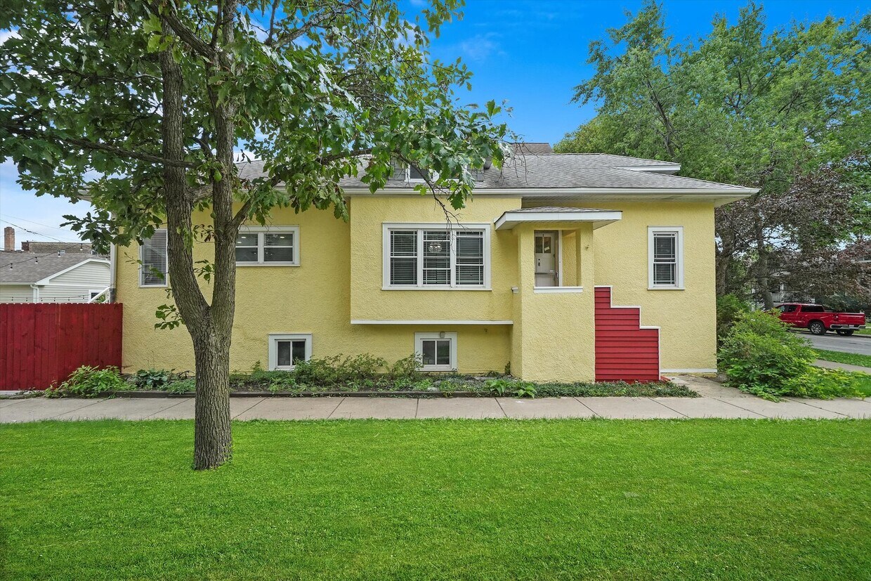 1100 S Humphrey Ave, Oak Park, IL 60304 House Rental in Oak Park, IL