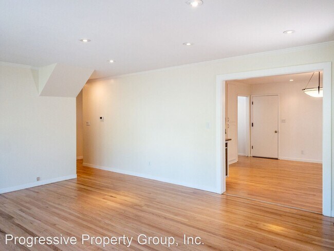 Building Photo - 6 br, 3.5 bath House - 16 Estrada Lane