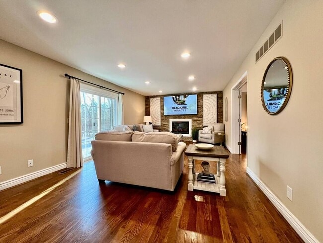 Foto del edificio - Executive home in West Chester Game Room H...