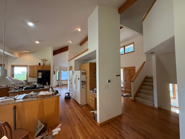 Foto del edificio - 2620 Briarwood Dr
