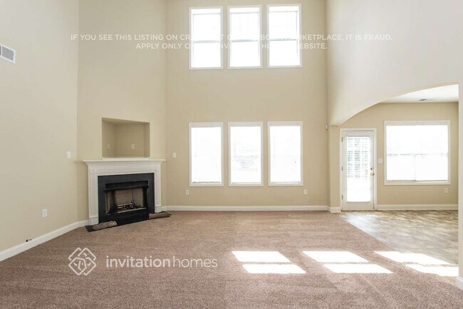 Building Photo - 9011 Magna Ln