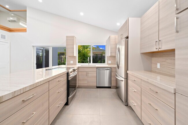 Foto del edificio - 4197 NE 5th Ave