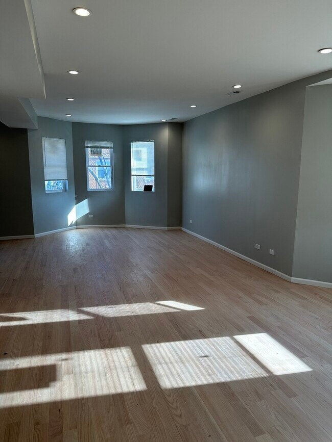 Foto del edificio - 3404 N Lavergne Ave