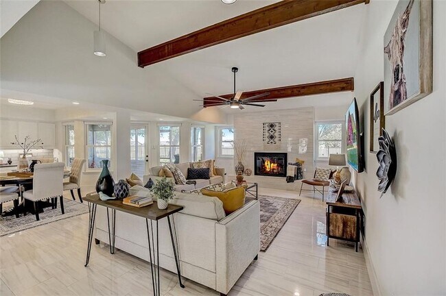 Building Photo - 20534 Highland Lake Dr