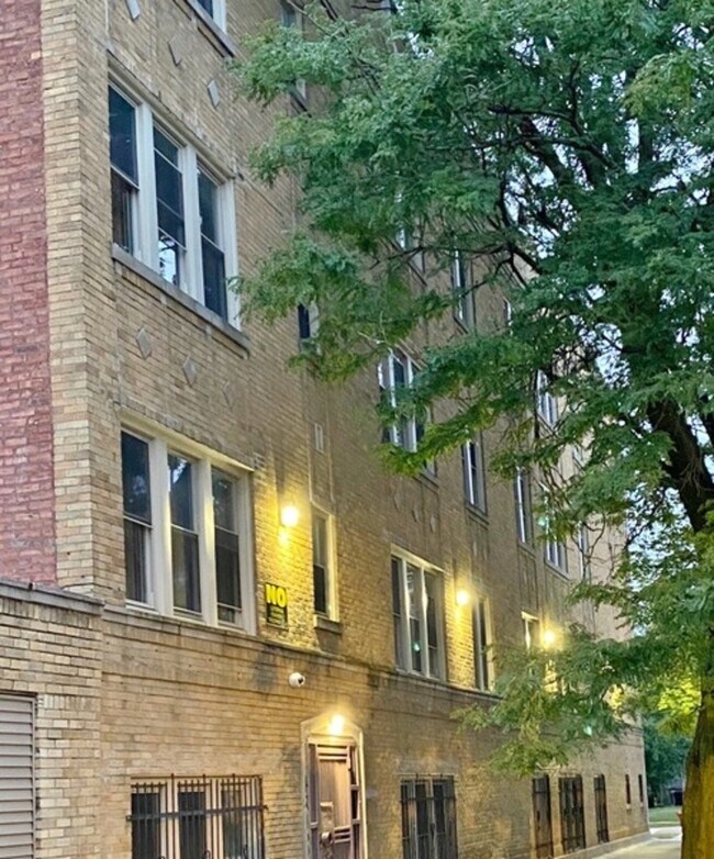 Foto del edificio - 4213 W 13th St