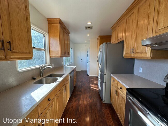 Building Photo - 4 br, 2 bath House - 9530 Calimesa Blvd