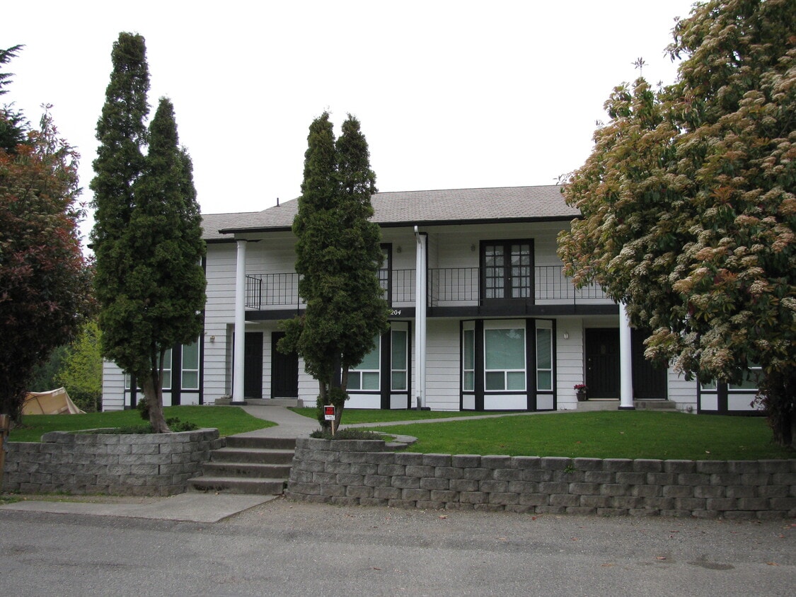 12204 105th Ave Ct E, Puyallup, WA 98374 Townhome Rentals in Puyallup