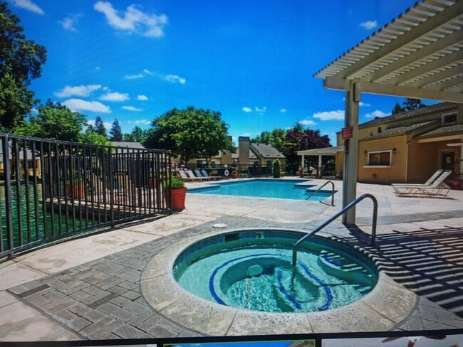 Interior Photo - REFLECTIONS