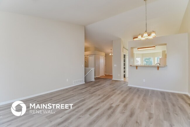 Building Photo - 7456 Prythania Park Dr