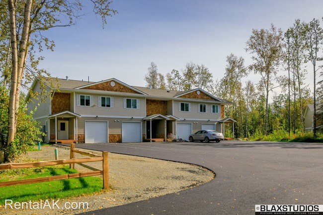 Building Photo - 2454 Ben Hogan Ave