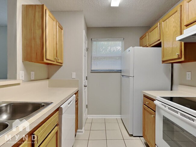 Foto del edificio - 2908 Spencer St