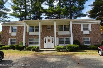 Building Photo - 167 NY-23
