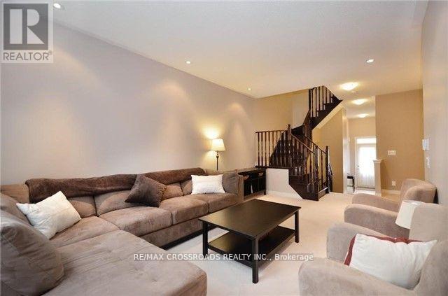 Photo du bâtiment - 158 Harvest Hills Blvd