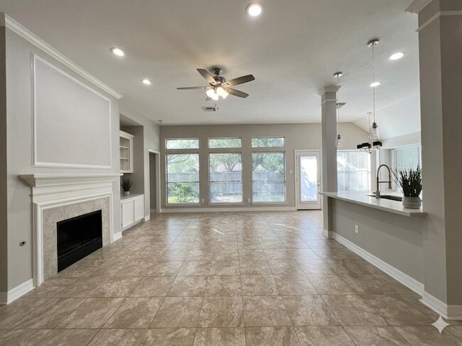 Photo - 3207 Ivy Bend Dr House