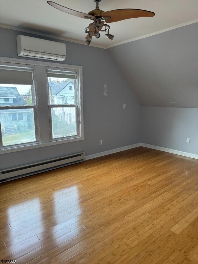 Foto del edificio - 205 Valley Brook Ave