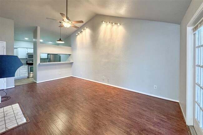 Building Photo - 2121 El Paseo St