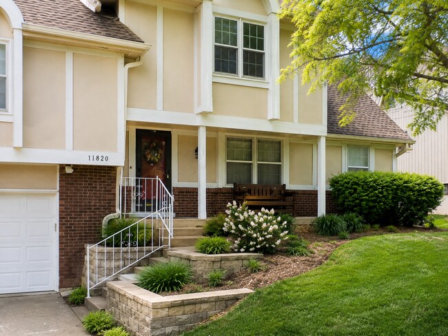 Foto del edificio - 11820 W 99th Terrace