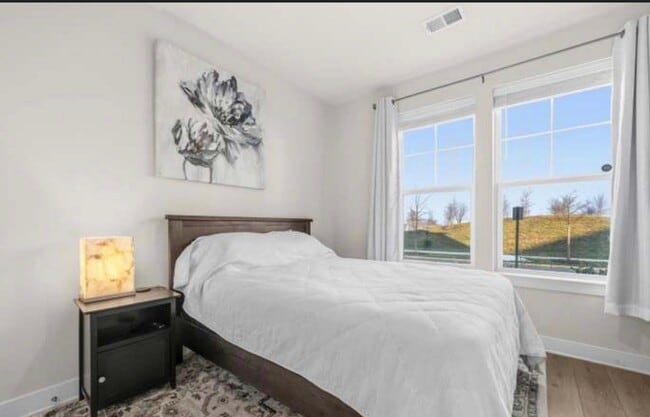 Building Photo - 1581 Sandpiper Bay Lp