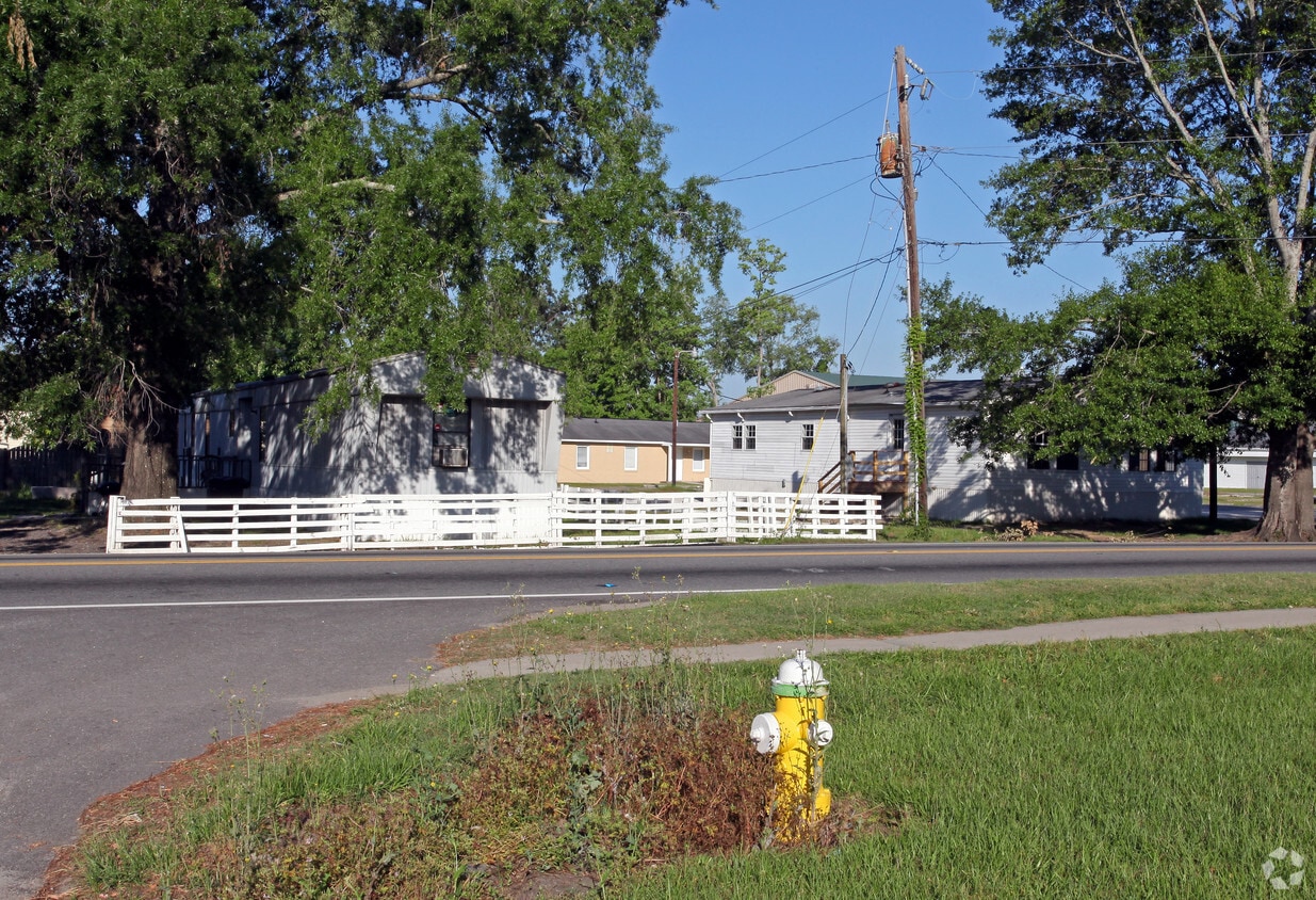 Primary Photo - Spivey''s Mobile Home Park