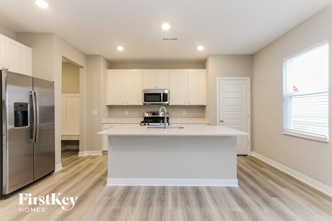 Building Photo - 2488 S Carlota Dr