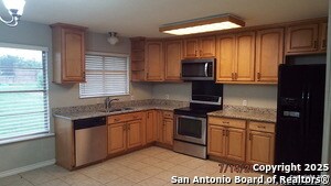 Foto del edificio - 126 Hillcrest Dr
