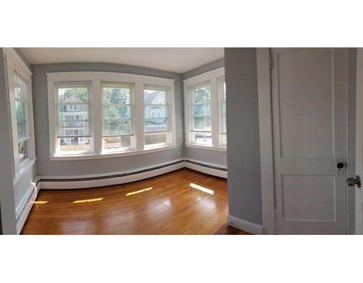Building Photo - 3 bedroom in Brockton MA 02301
