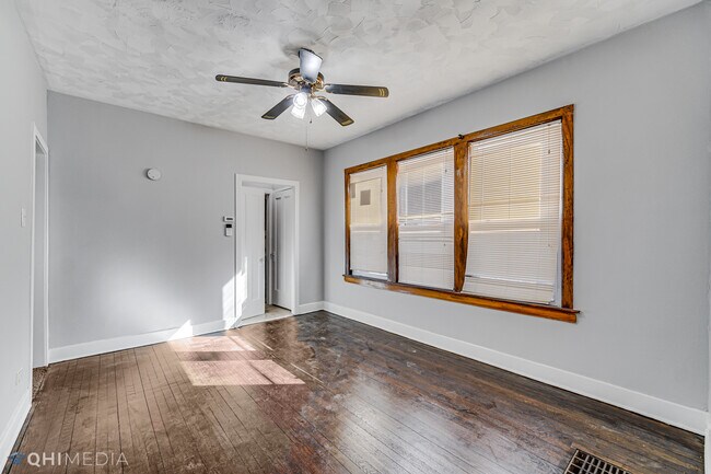 Building Photo - 8311 S Paxton Ave