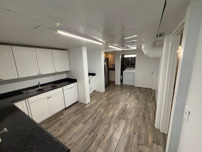 Foto del edificio - 17A N Main St