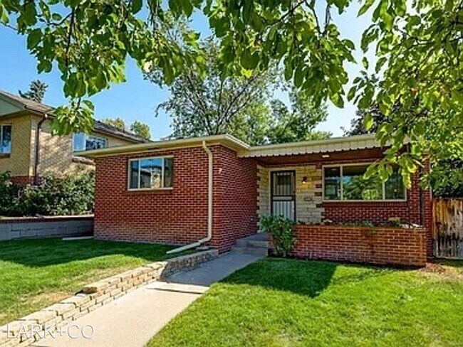 Building Photo - 3 br, 2 bath House - 2476 Zenobia St.