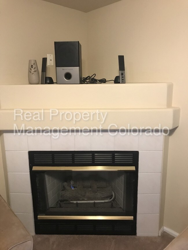 Building Photo - 3006 W 107th Pl