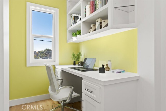 Foto del edificio - 34074 Colegio Dr