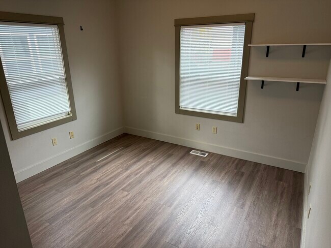 Bedroom - 3127 NE 67th Ave