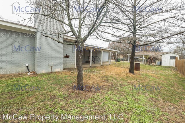 Building Photo - 3 br, 2 bath House - 223 Annetta Rd.