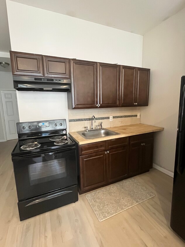 Primary Photo - 338 N 63rd st