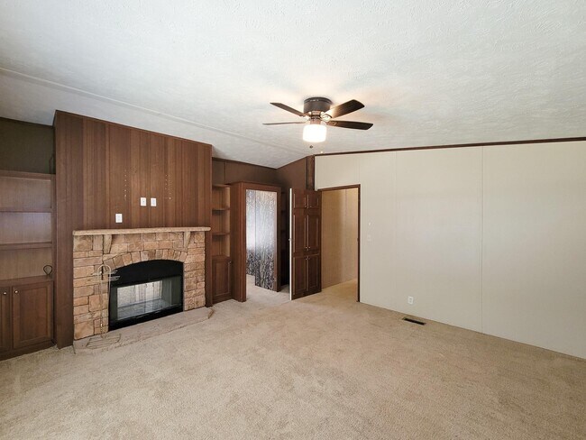 Foto del edificio - 10754 Lake Shore Dr