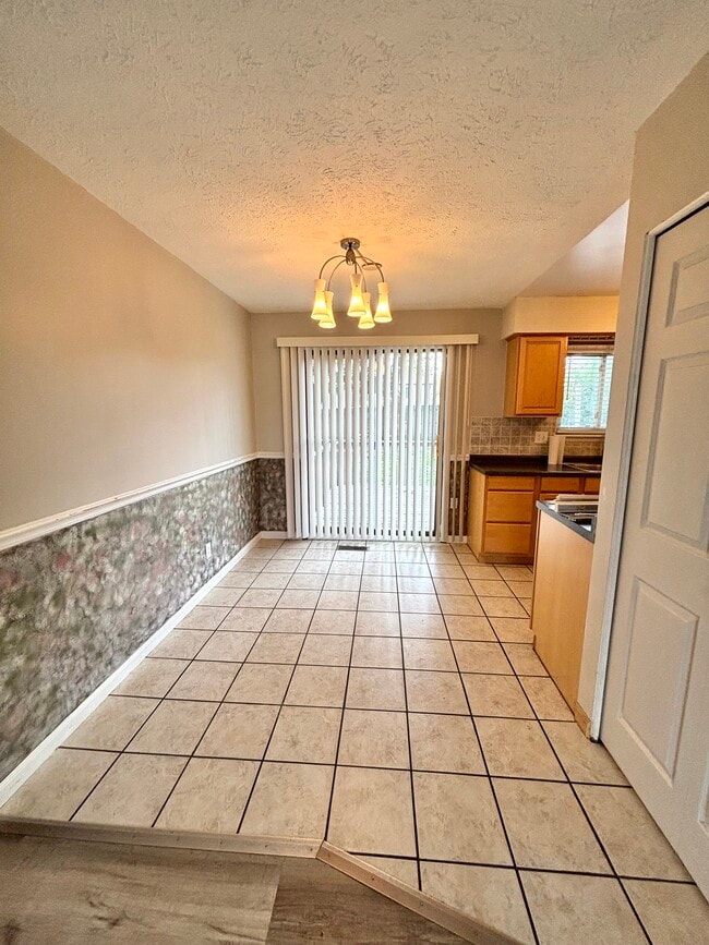 Building Photo - 5724 Annapolis Dr