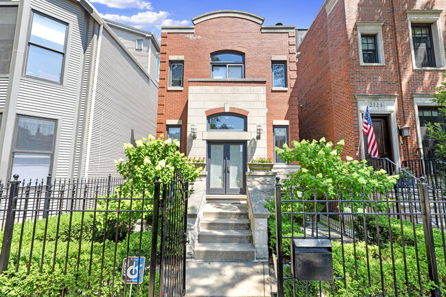 Photo - 2725 N Magnolia Ave House