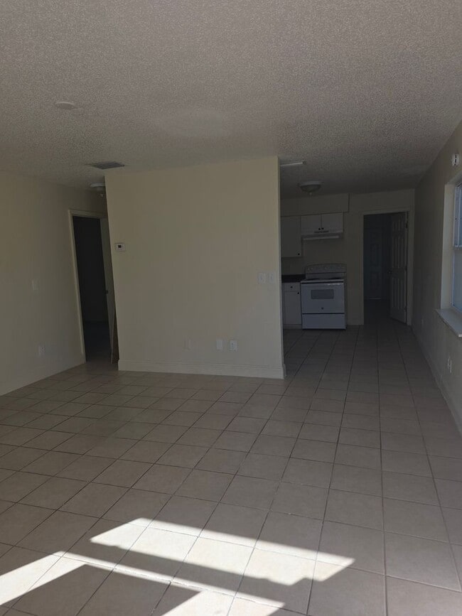 Photo - 3/2 DUPLEX House