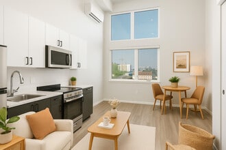 Building Photo - Ellis Apartments