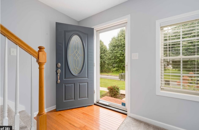 Foto del edificio - Now Available | 2 Bedroom 2.5 Bath | Bristol, TN