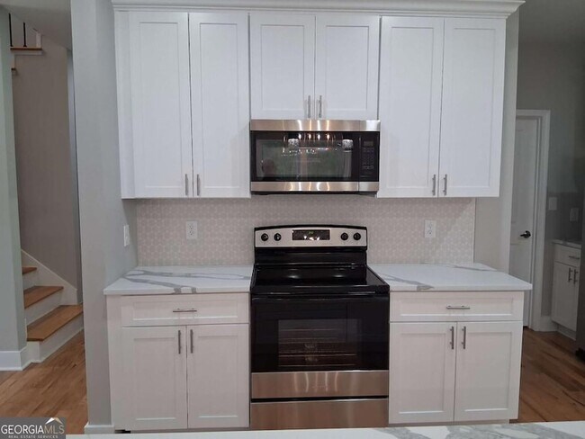 Building Photo - 3180 Tackett Rd