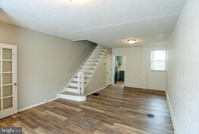 Photo - 1420 S Hicks House