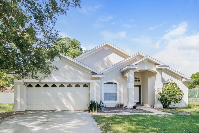 Building Photo - 1092 Royal Marquis Cir