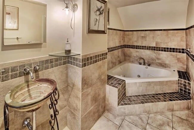 bañera de hidromasaje - 471 Palisade Ave