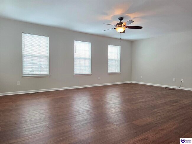 Foto del edificio - 158 Vineland Pkwy Dr